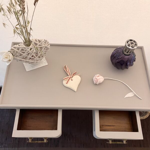 Console ou coiffeuse relookée – Image 2