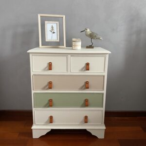 7 - Commode Commode bois restaurée, style Louis Philippe