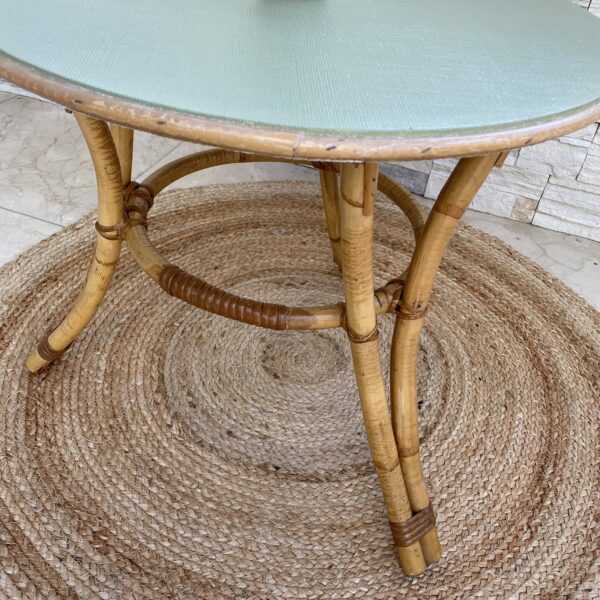 Table basse ronde en rotin relookée – Image 6