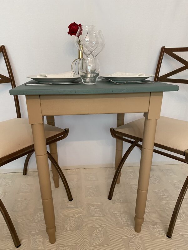 Table bois carrée relookée – Image 4