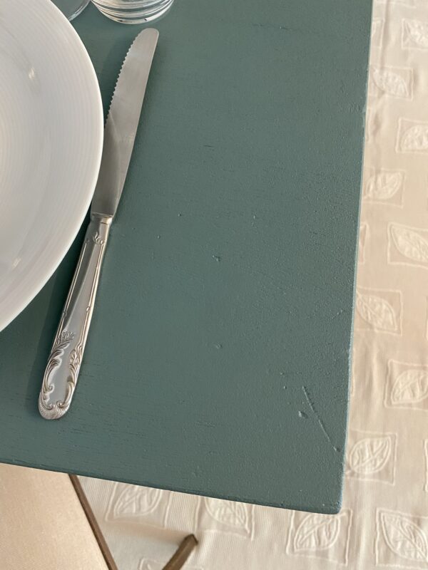 Table bois carrée relookée – Image 6