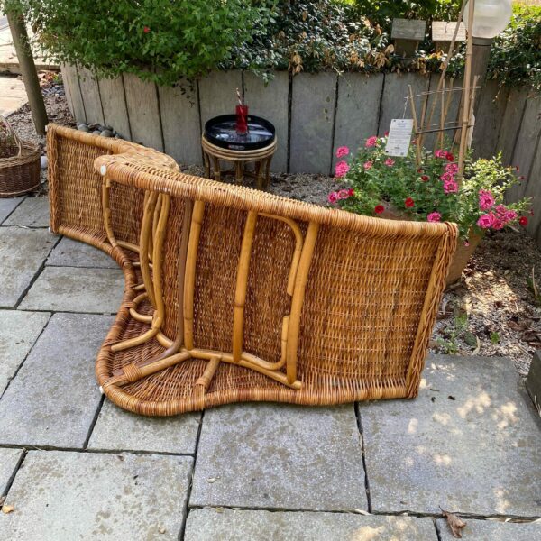 Bain de soleil ou chaise longue en rotin rénové(e)
