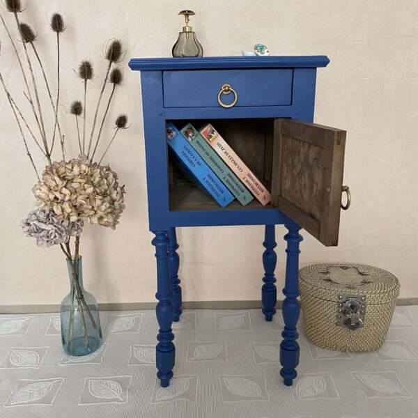 Chevet haut ancien en bois relooké / meuble d'appoint – Image 2