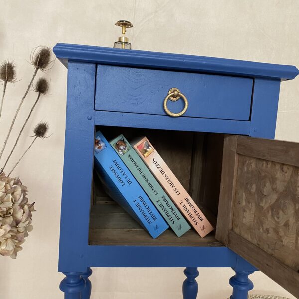 Chevet haut ancien en bois relooké / meuble d'appoint – Image 4