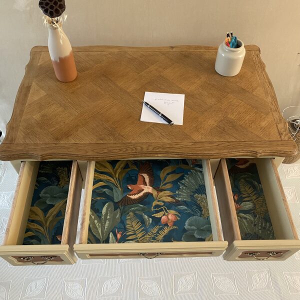 Bureau bois Style Louis XV relooké – Image 9
