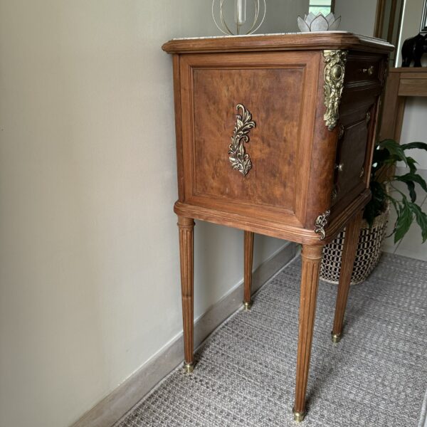 Meuble d'appoint / Chevet de style Louis XVI restauré – Image 12